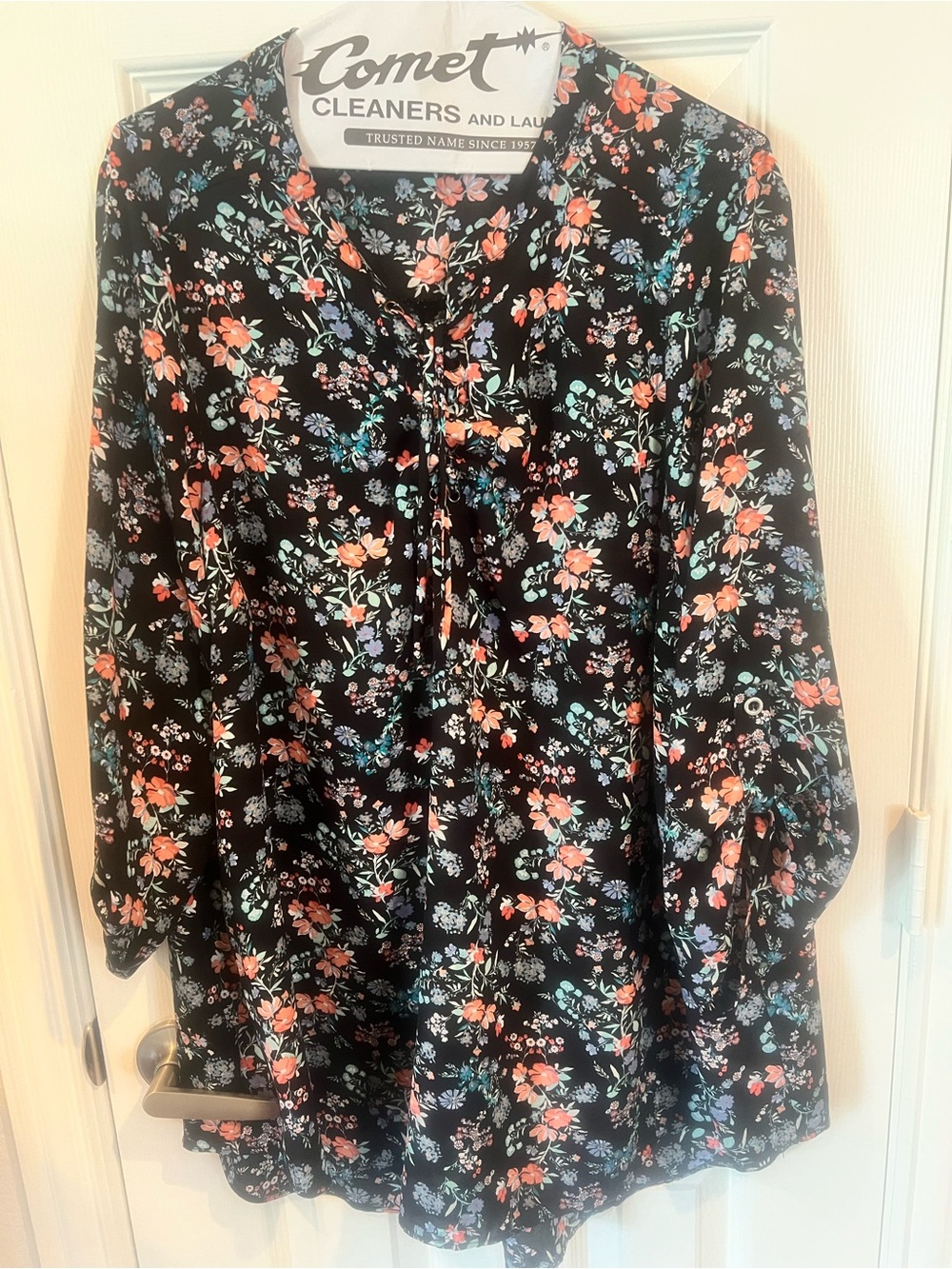 Decree Black Floral Tie-Neck Tunic with Coral & Teal Blooms